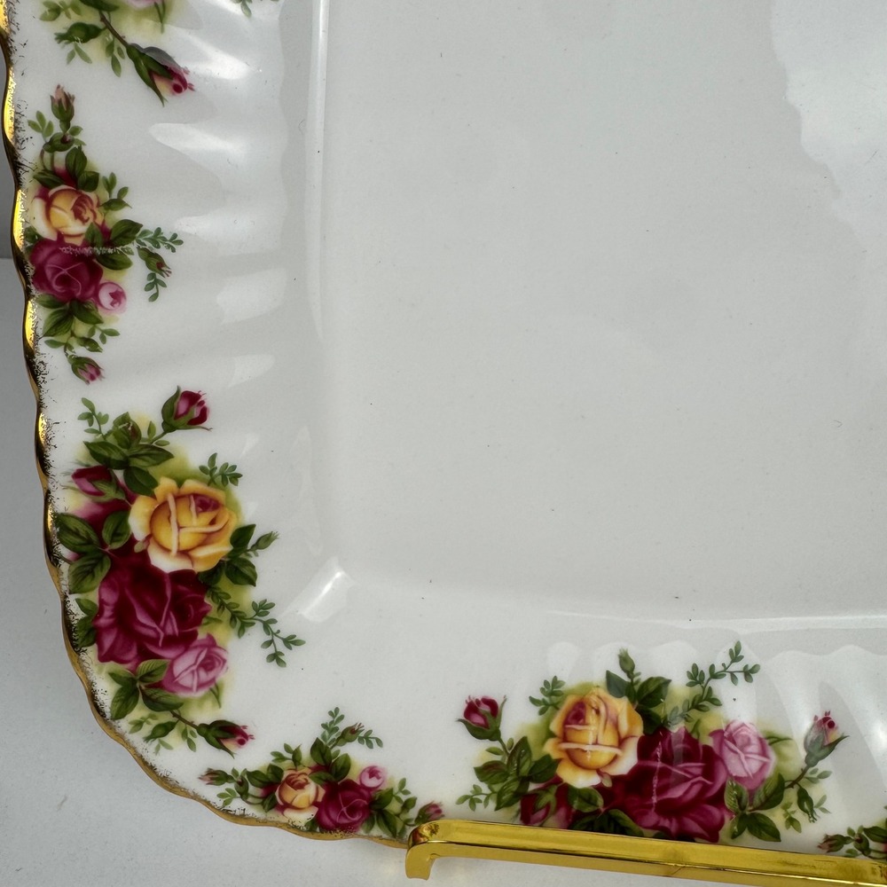 Royal Albert Old Country Roses Square Salad Dessert Plate Bone China Gold Trim - Picture 4 of 12